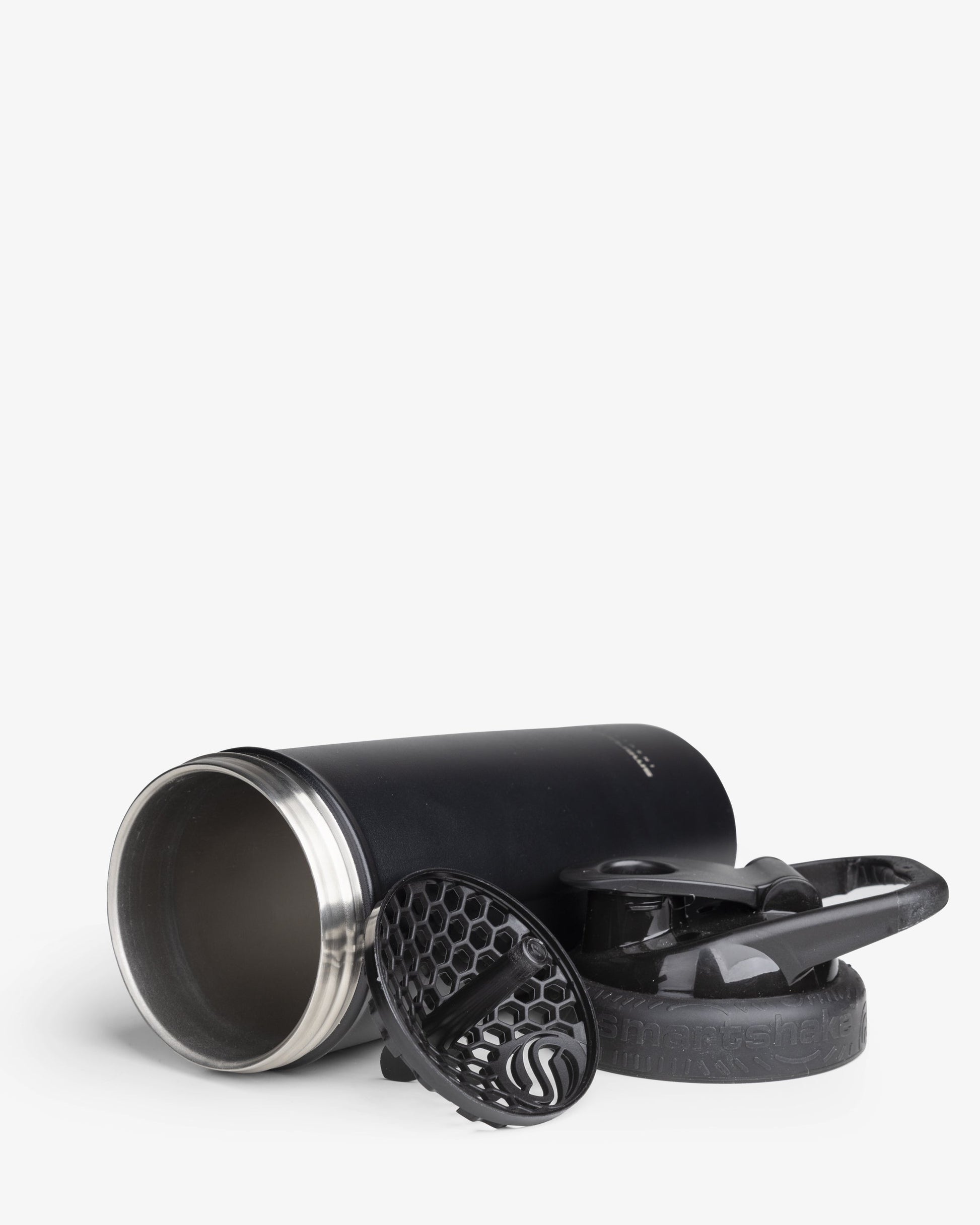 insulated-steel-shaker-black-l0 Smartshake_Insulated_Steel_Black_assambled.jpg