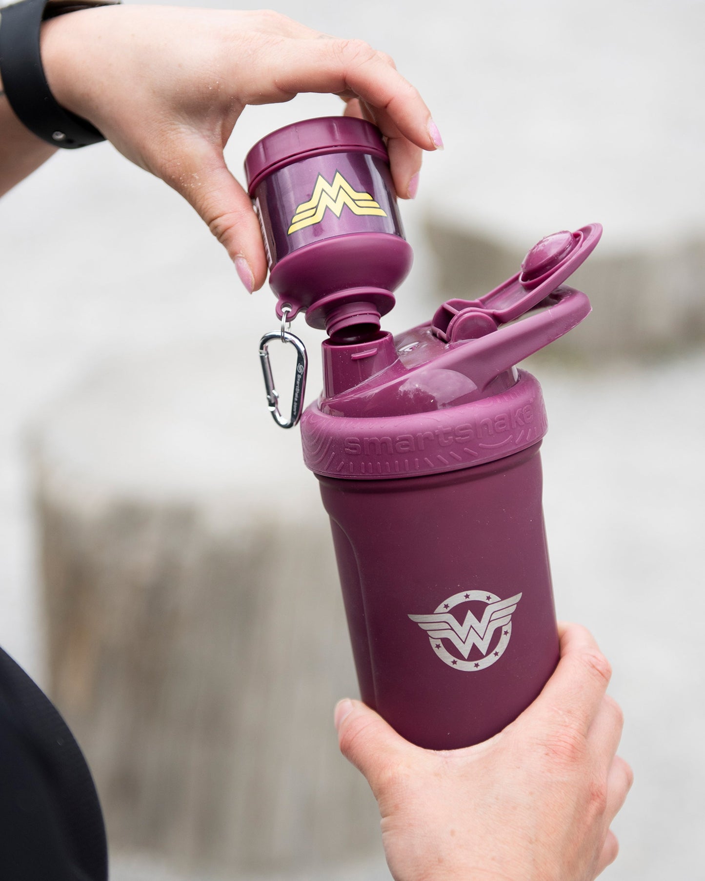 whey2go-funnel-wonder-woman-l0 Smartshake_Whey2Go_Wonderman_Lifestyle.jpg
